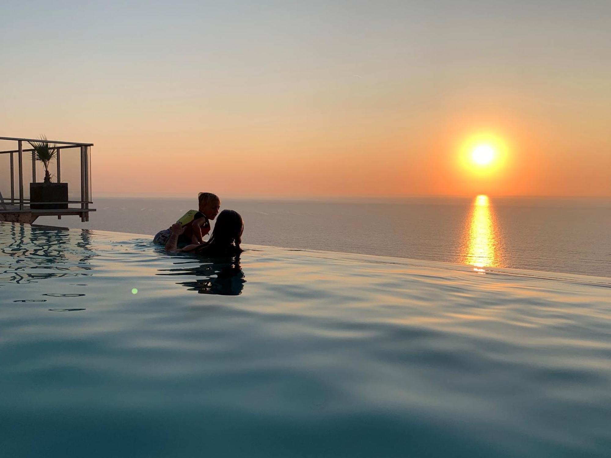 Kathisma Bay Villas - Luxury Villas - Villa Helios กาลามิตซี ภายนอก รูปภาพ
