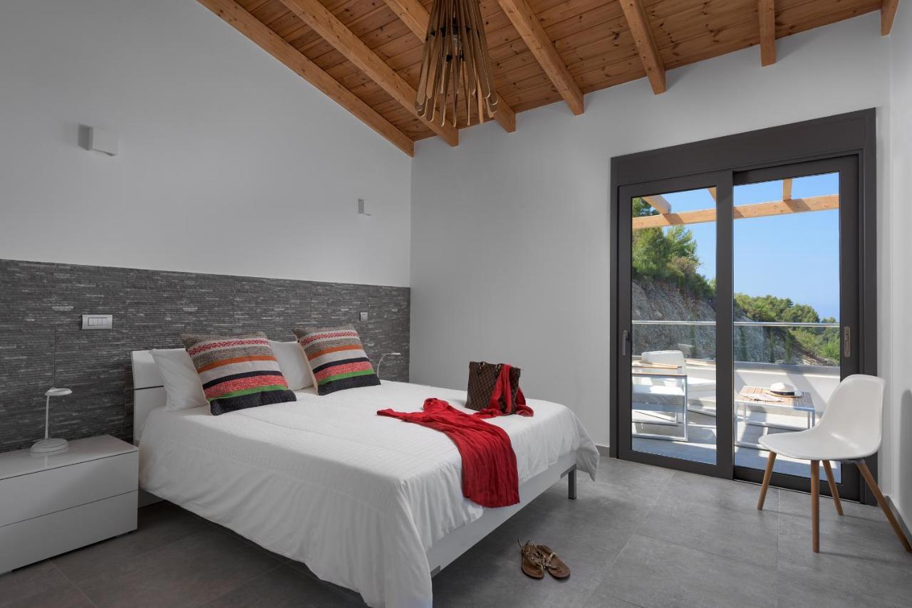 Kathisma Bay Villas - Luxury Villas - Villa Helios กาลามิตซี ภายนอก รูปภาพ