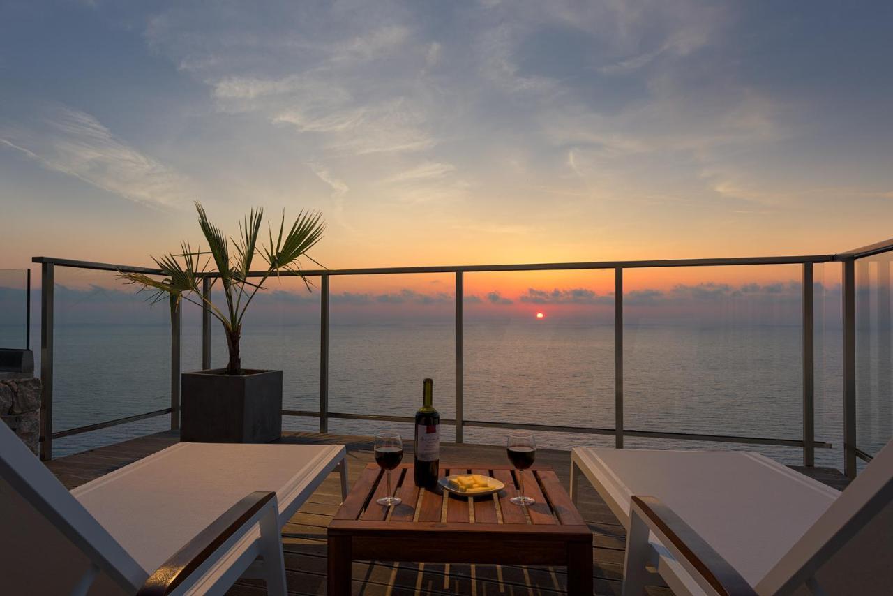 Kathisma Bay Villas - Luxury Villas - Villa Helios กาลามิตซี ภายนอก รูปภาพ