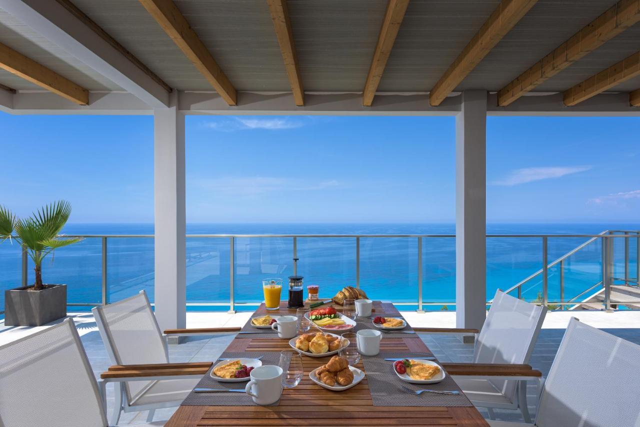 Kathisma Bay Villas - Luxury Villas - Villa Helios กาลามิตซี ภายนอก รูปภาพ